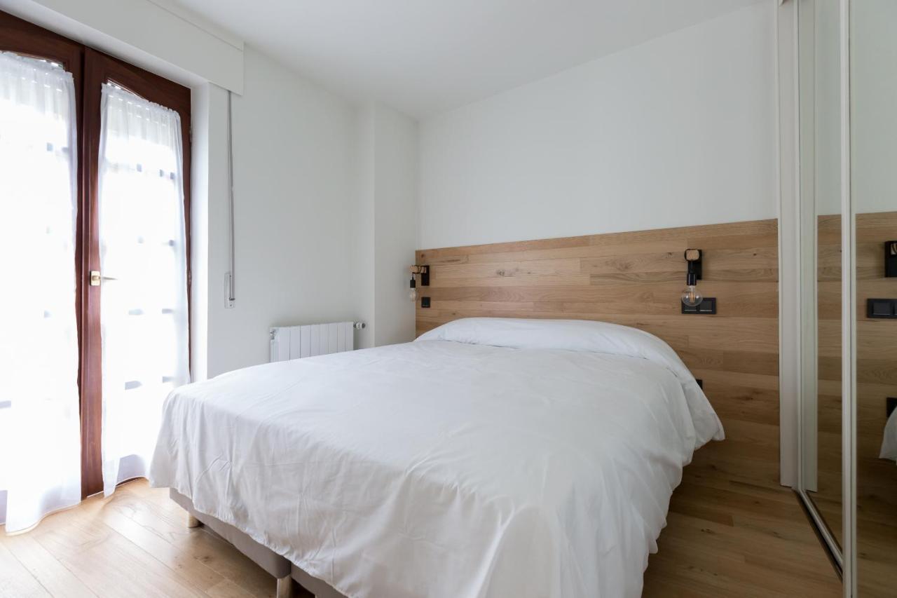 Apartamentos Niza Santander Exterior photo
