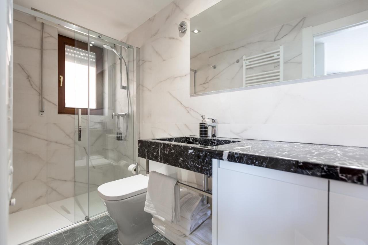 Apartamentos Niza Santander Exterior photo